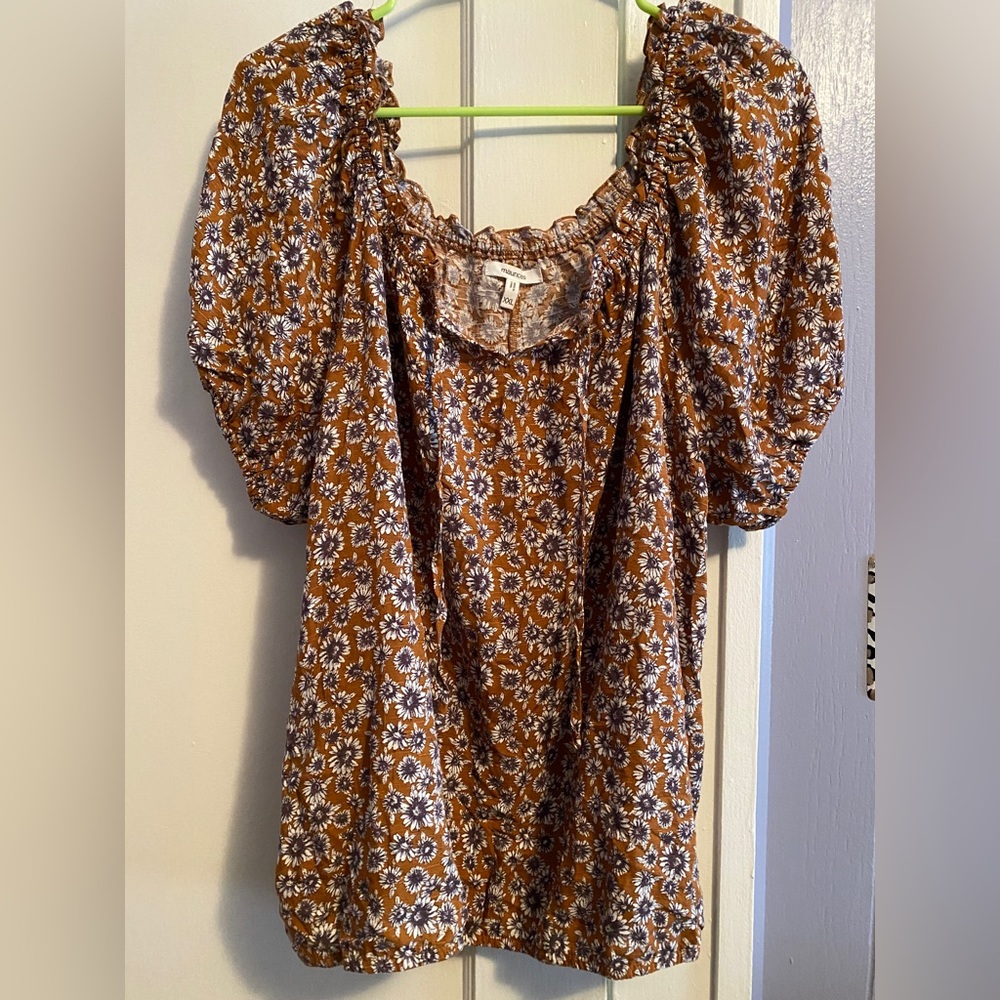 Maurice’s top